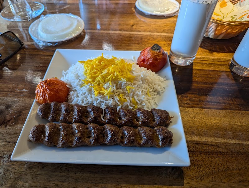 Pooneh Grill Berlin - Image 3